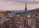 18415 : 2005, WALKING, WALK, VISIT, VERTICAL, TOURIST, SUNNY, SUMMER, STROLL, SHOPPING, SCOTLAND, SCENIC, ROAD, RELIGION, PEDESTRIAN, OLD TOWN, DESIGN, CLEAR, BUILDING, ARCHITECTURE, 6X7CM